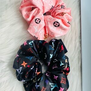 Scrunchies Bundle of 4